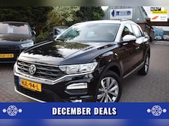 Volkswagen T-Roc - 1.5 TSI Sport 150 PK ADAP CRUISE/CARPLAY/AIRCO-ECC/PDC V+A/TREKH/6 BAK/LMW 17 INCH/STOEL V
