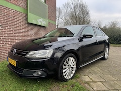 Volkswagen Jetta - 1.4 TSI Hybr Highl*2013*Ecc|Cruise|Nav|Xenon|Pdc-v/a