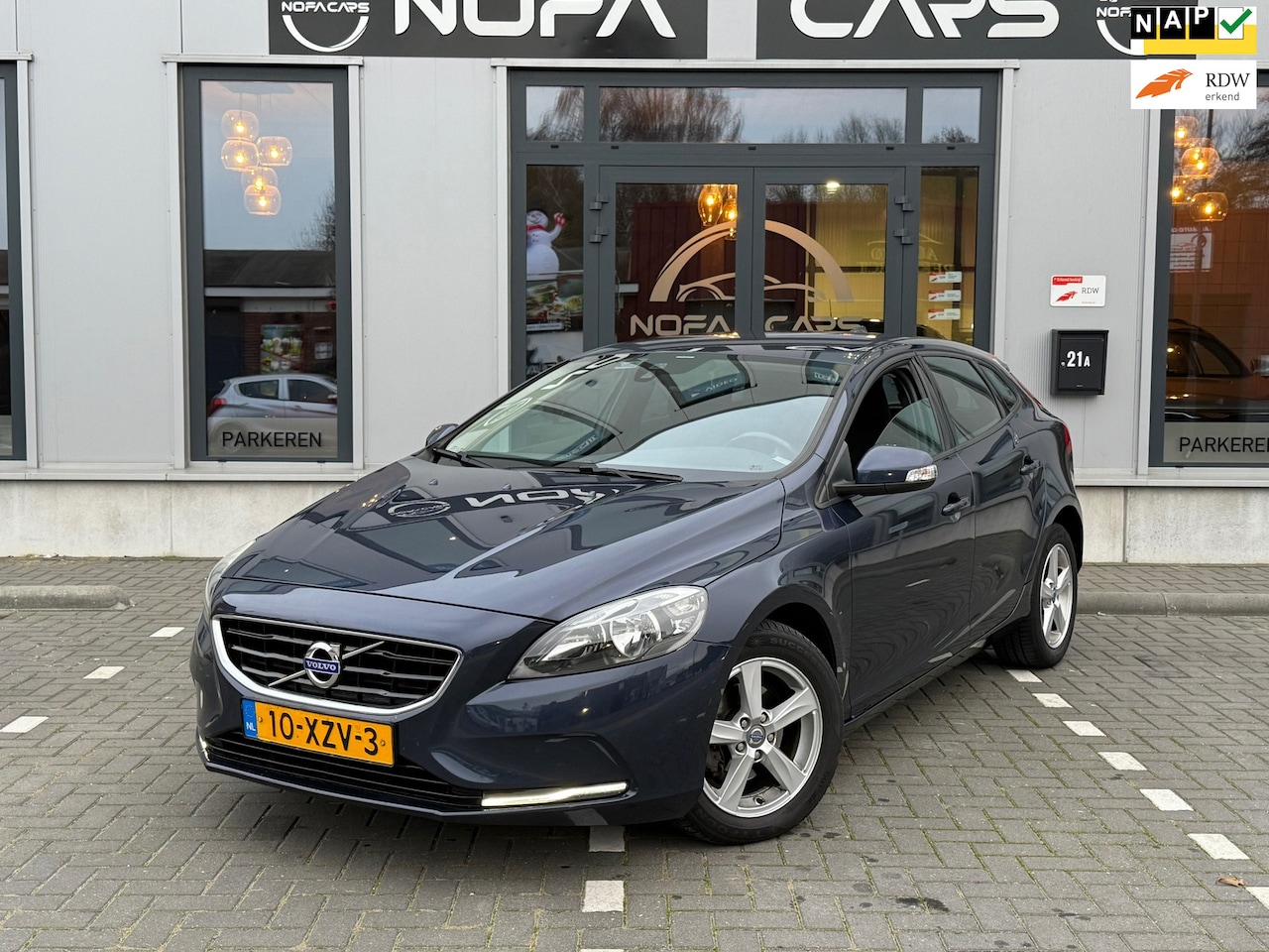 Volvo V40 - 1.6 D2 Kinetic|Camera|Nap|Pdc - AutoWereld.nl