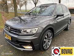 Volkswagen Tiguan - 150 PK I DSG I R Line I Leder I Pano I