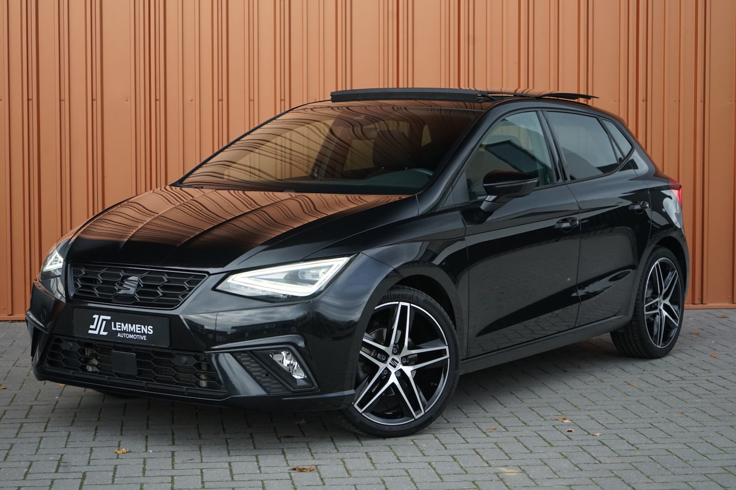 SEAT Ibiza - 1.0 TSI FR BLACK EDITION DSG 110PK Panodak Virtual Sfeerv. DAB+ Camera . - AutoWereld.nl