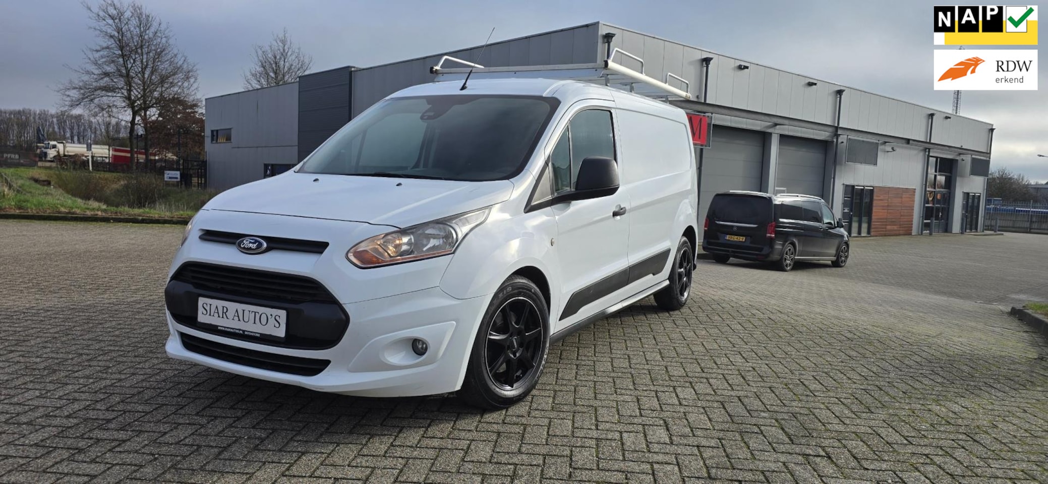 Ford Transit Connect - 1.6 TDCI L2 Trend First Edition 3 Persoons! - AutoWereld.nl