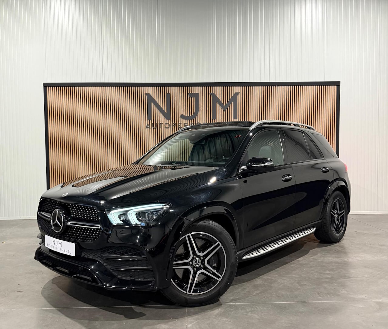 Mercedes-Benz GLE-Klasse - 450 4MATIC AMG 7pers|Burmester|360|Trekhaak - AutoWereld.nl