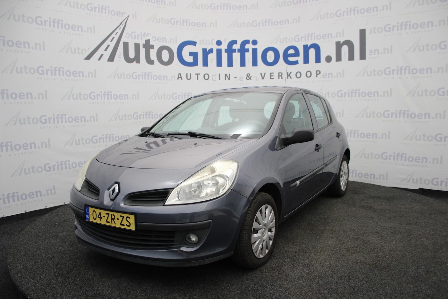 Renault Clio - 1.2-16V Special Line nette 5-deurs met airco - AutoWereld.nl
