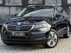 Skoda Karoq - 1.0 TSI Sportline Business ACC Apple CarPlay Winterpakket Garantie