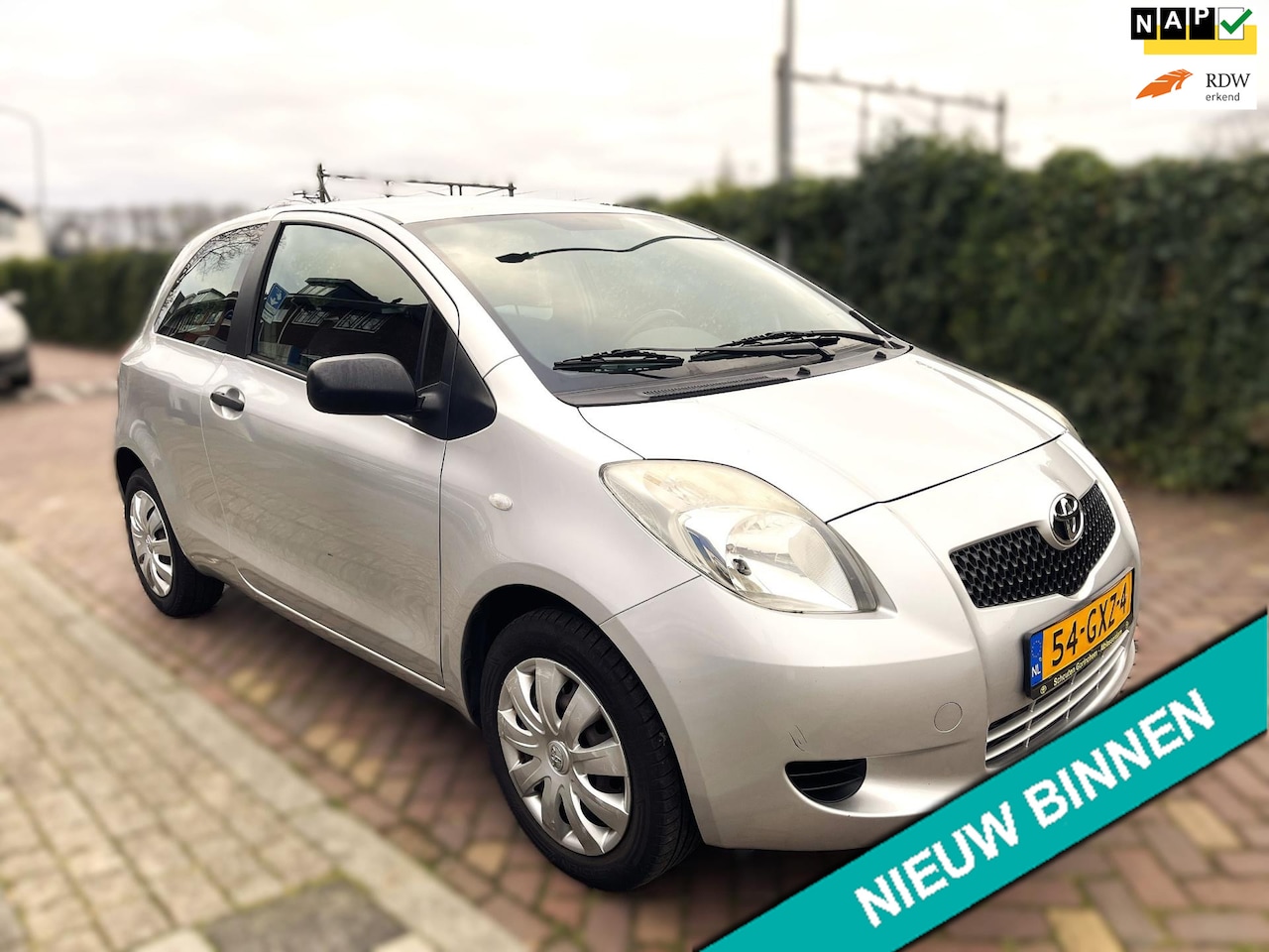 Toyota Yaris - 1.0 VVT-i 1.0 VVTi - AutoWereld.nl
