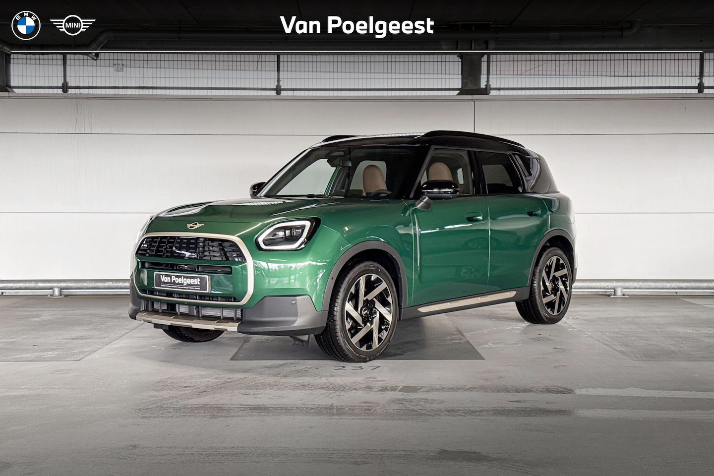 MINI Countryman - 1.5 C Favoured L 1.5 C Favoured L - AutoWereld.nl