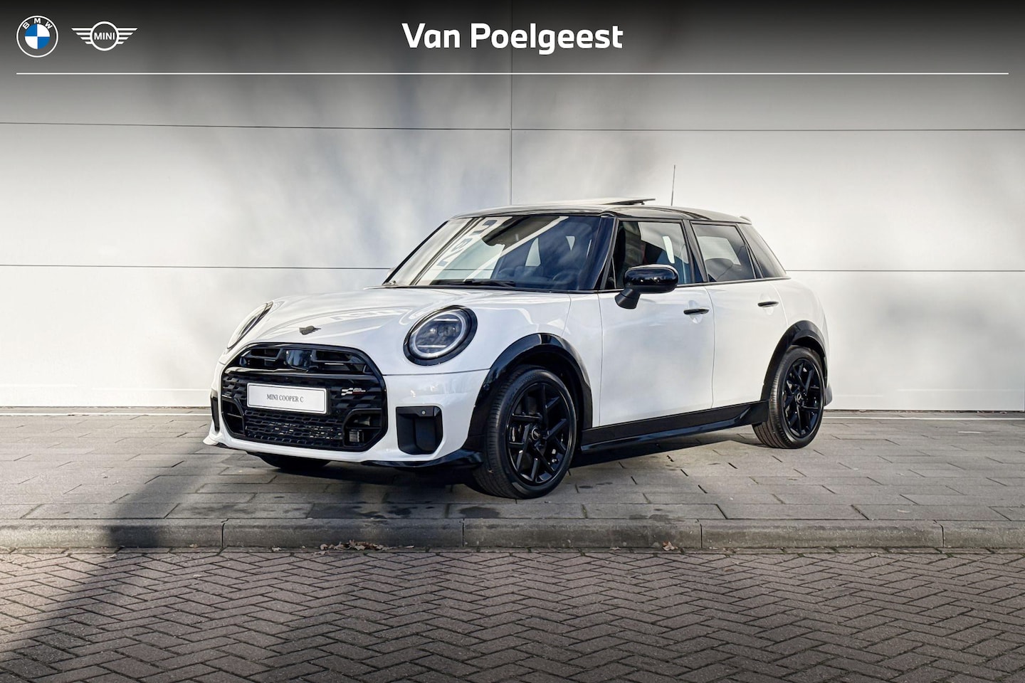 MINI Cooper - 5-deurs 1.5 Cooper C John Cooper Works XL - AutoWereld.nl