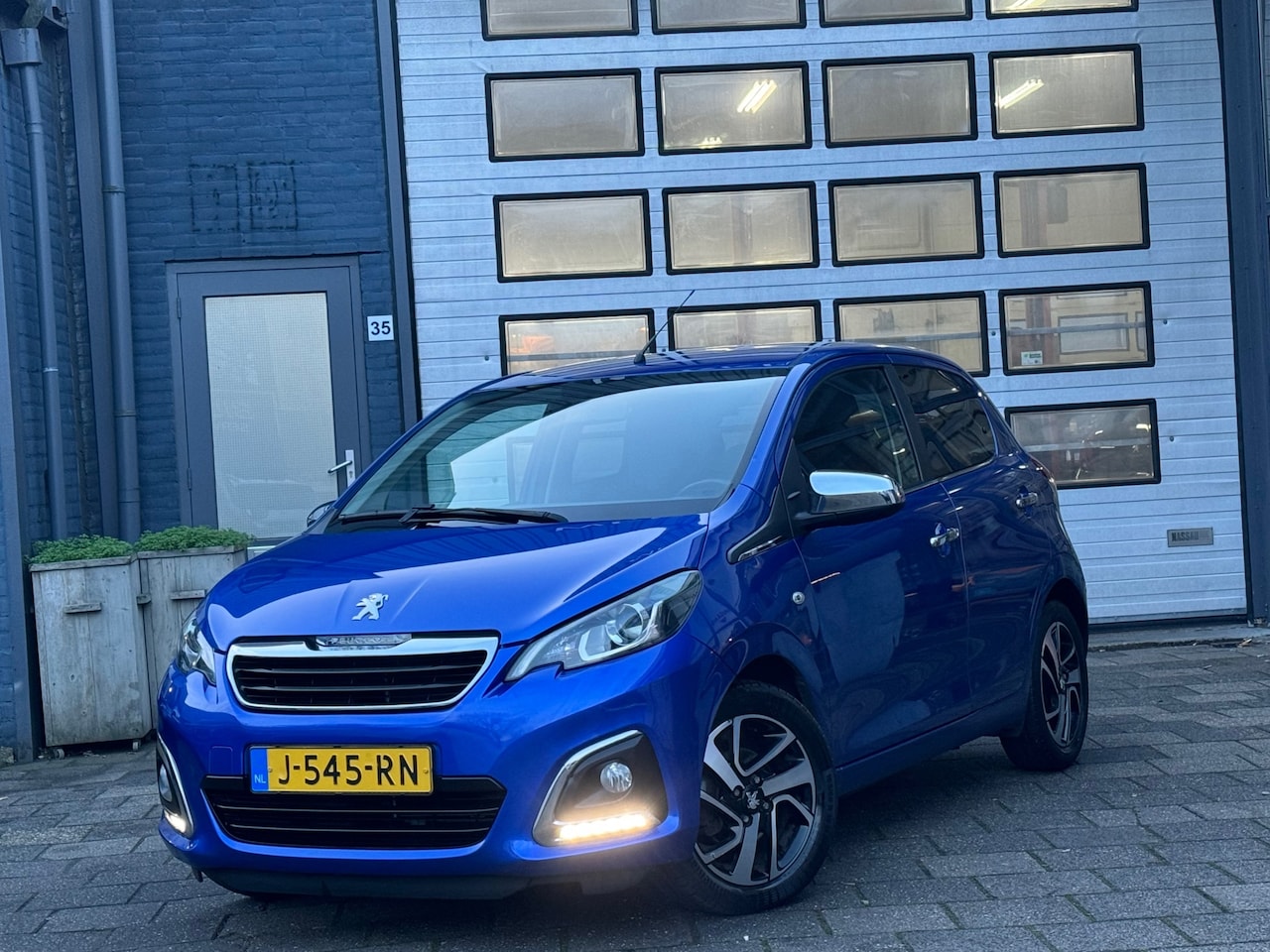 Peugeot 108 - 1.0 e-VTi Allure | Clima | Camera | LMV | N.A.P - AutoWereld.nl