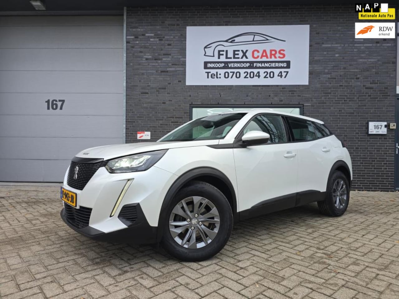 Peugeot 2008 - 1.2 PureTech Active Pack 1.2 PureTech Active Pack - AutoWereld.nl