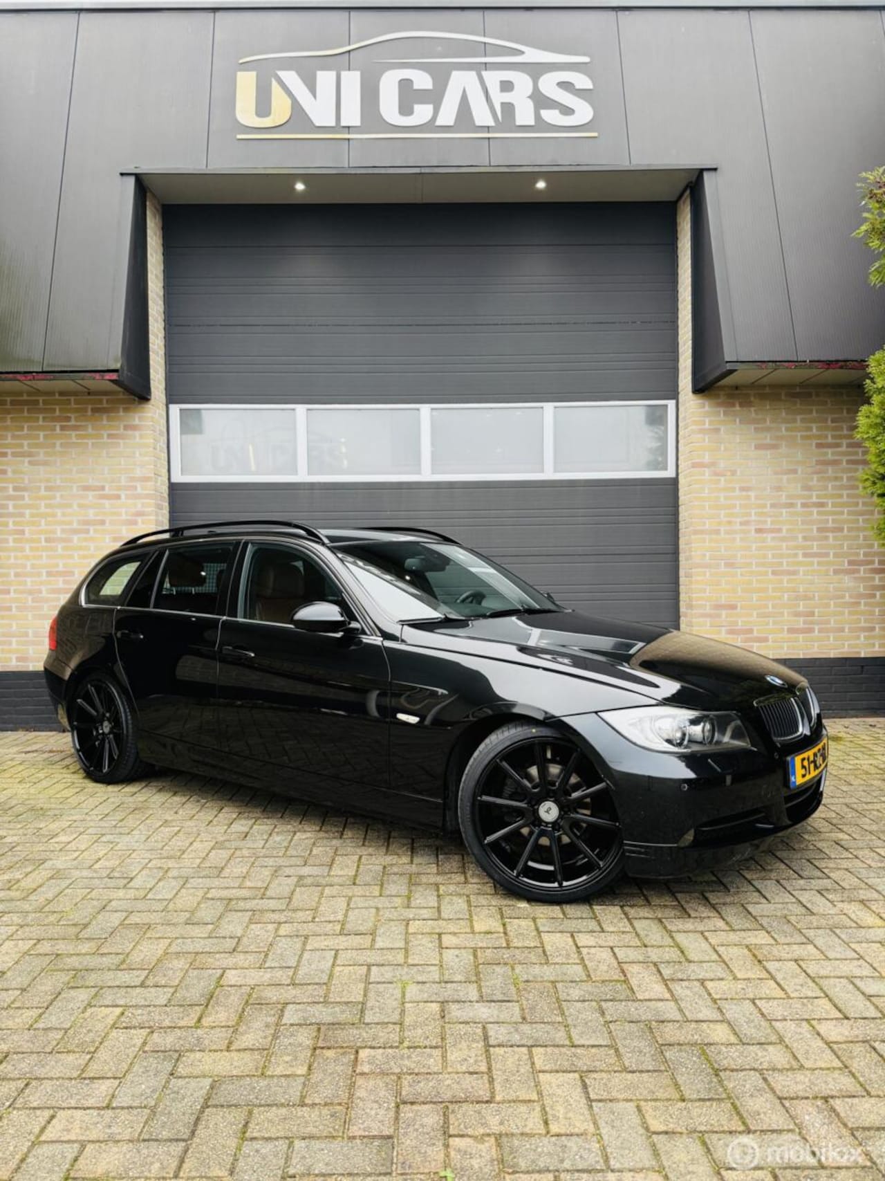 BMW 3-serie Touring - 325i Dynamic Executive|Leder|Zwarte|heme - AutoWereld.nl