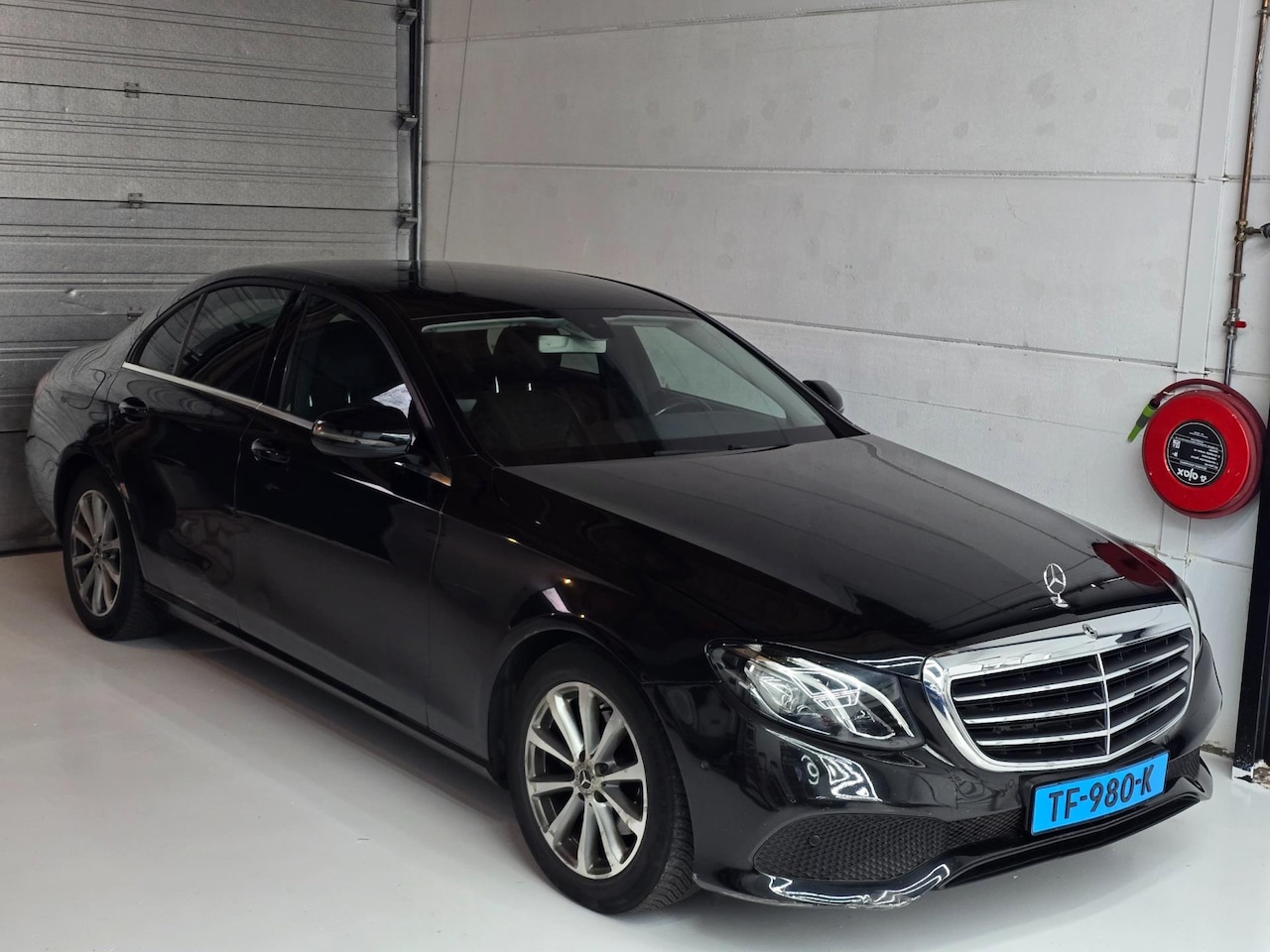 Mercedes-Benz E-klasse - 200 d | TAXI KLAAR - AutoWereld.nl