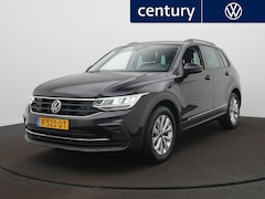 Volkswagen Tiguan - 1.5 TSI Life DSG / Navi / Climate / Adap. Cruise