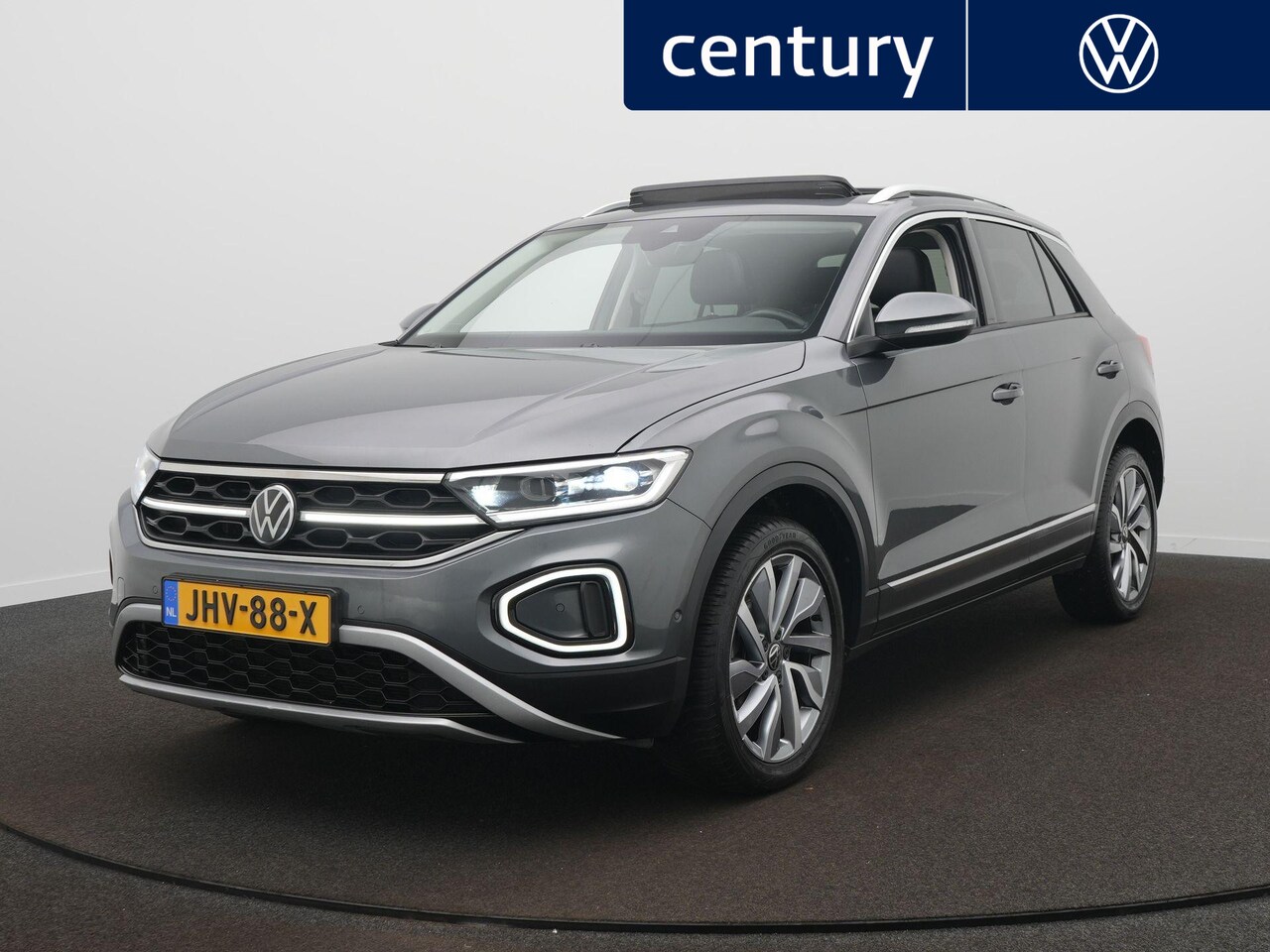 Volkswagen T-Roc - 1.5 TSI Style DSG / Panodak / Camera / Virtual / Elek. Stoel - AutoWereld.nl