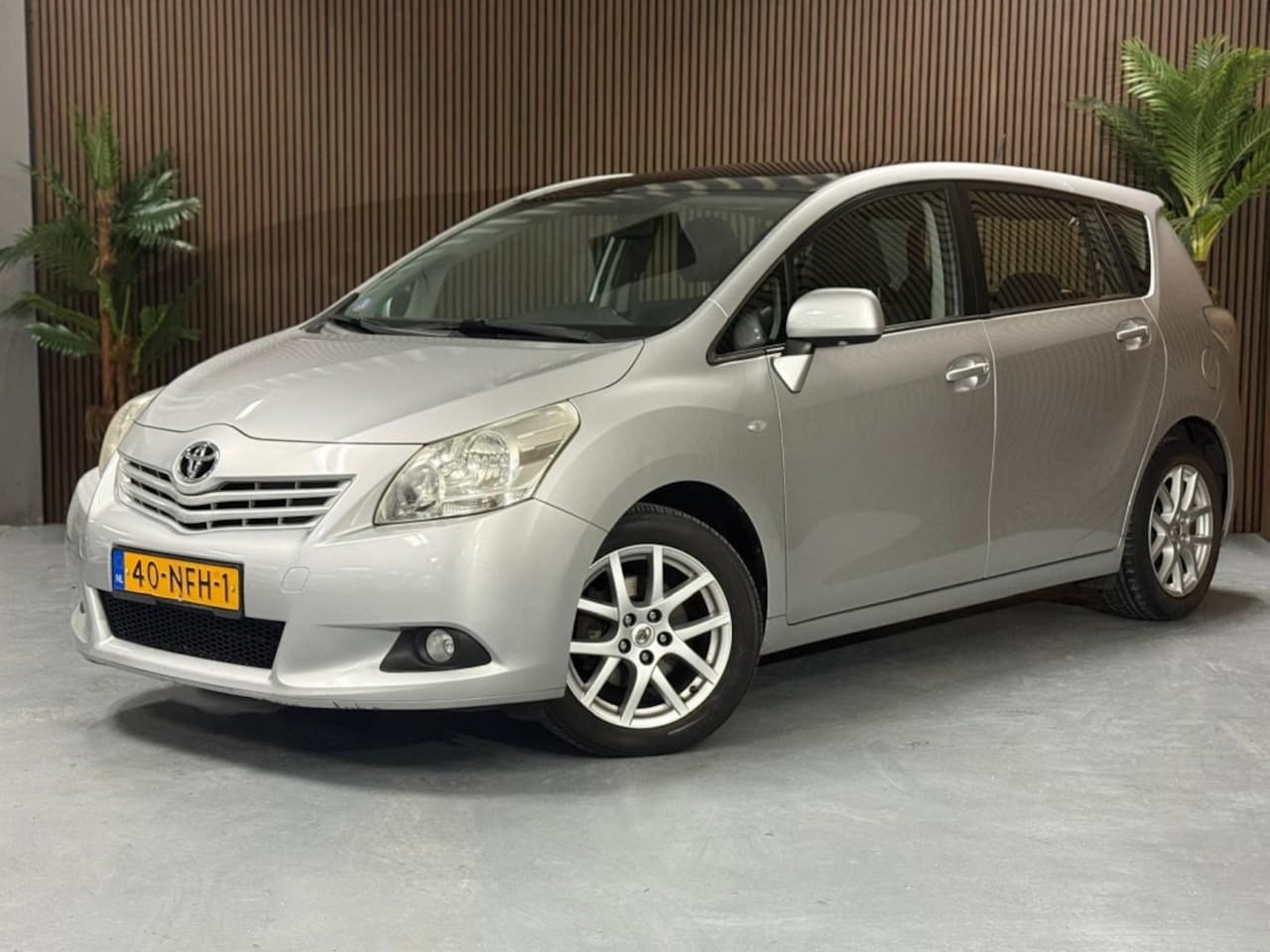 Toyota Verso - 1.8 VVT-i Bns Lim. - AutoWereld.nl