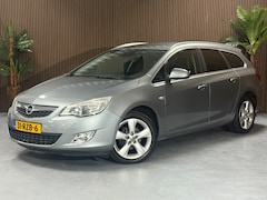 Opel Astra Sports Tourer - 1.4 Turbo Cosmo