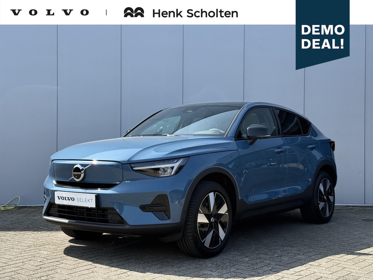 Volvo EC40 - Single Motor Extended Range Business Edition 82kWh | Panoramadak | Verwarmbare voorstoelen - AutoWereld.nl