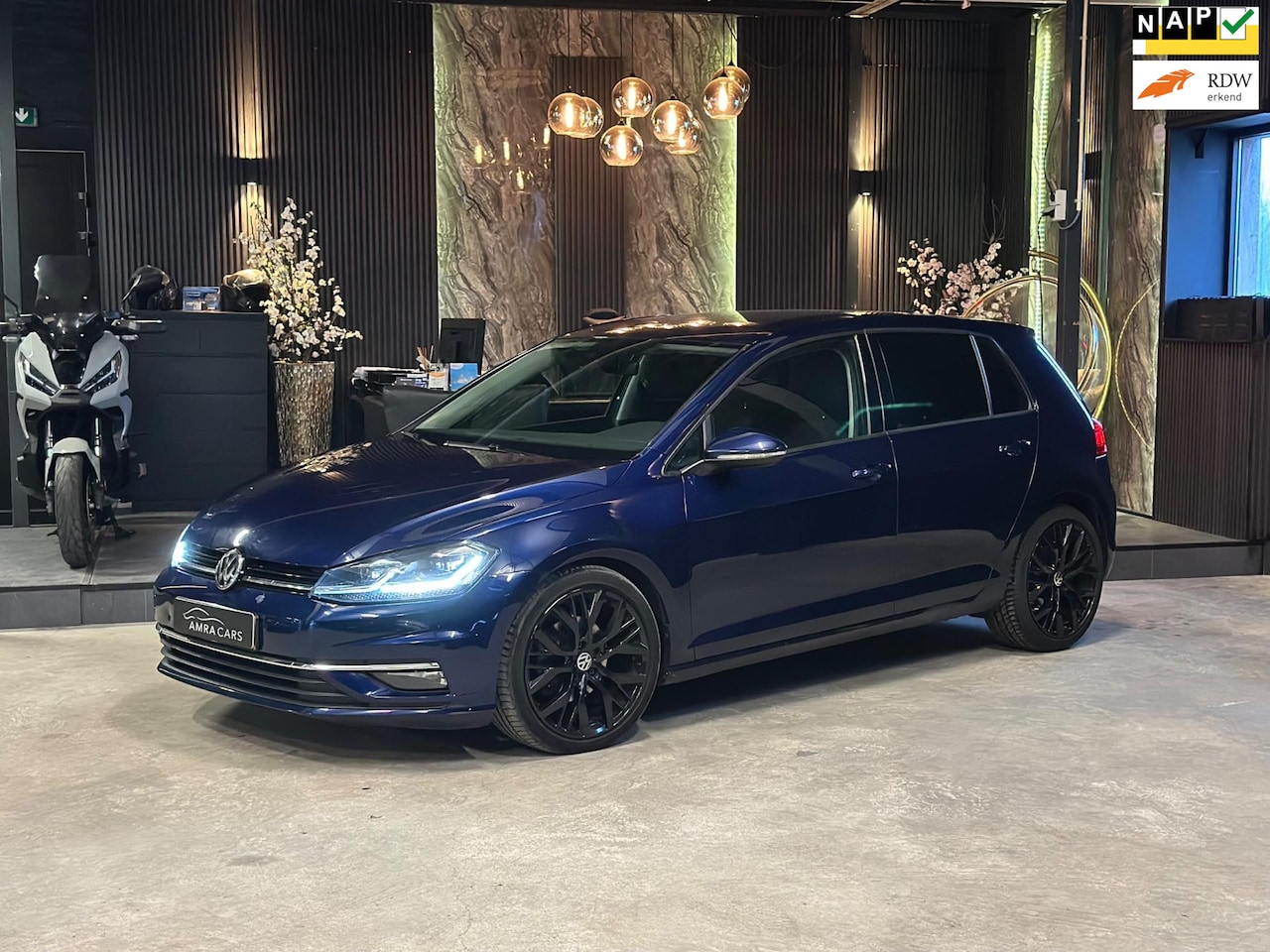 Volkswagen Golf - 1.6 TDI Comfortline 1.6 TDI Comfortline - AutoWereld.nl