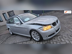 BMW 3-serie Touring - 320d High Executive aut rijdbare schade