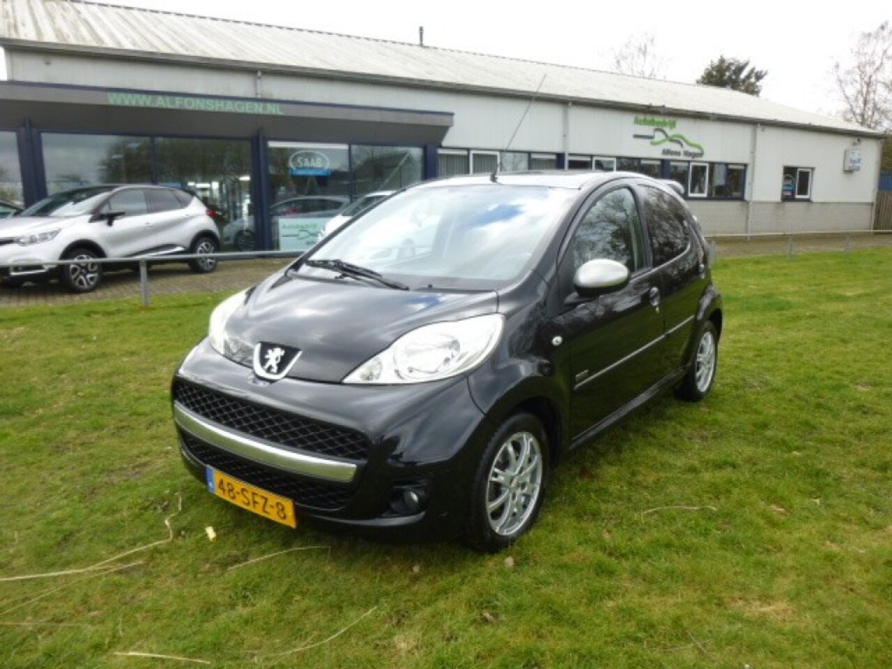 Peugeot 107 - 1.0-12V Sportium 1.0-12V SPORTIUM - AutoWereld.nl