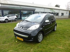 Peugeot 107 - 1.0-12V SPORTIUM