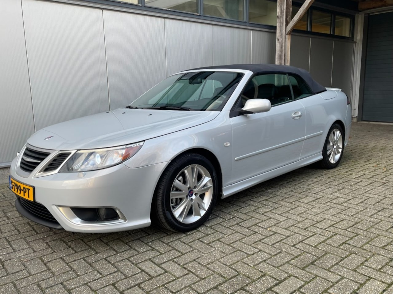 Saab 9-3 Cabrio - Aero 2.8T Cabriolet  Automaat Navie - AutoWereld.nl