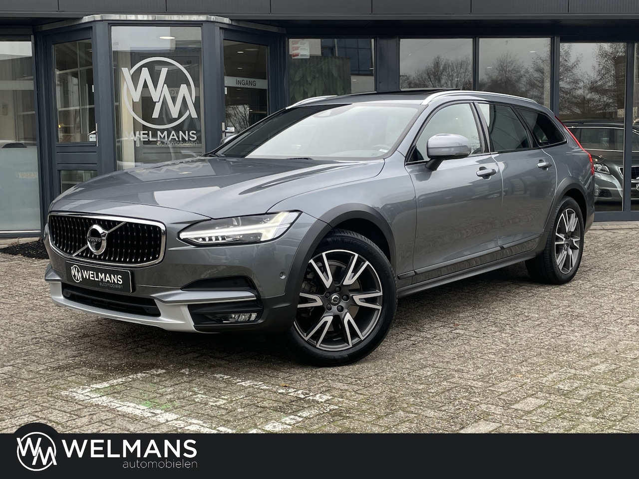 Volvo V90 Cross Country - 2.0 D4 AWD Pro 1e eig l Orig NL l Dealer onderhouden - AutoWereld.nl
