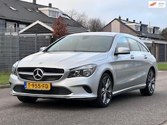 Mercedes-Benz CLA-klasse Shooting Brake - 180 Business Solution AMG Automaat*Achteruit camera*Navigatie*Cruise*Leder*LM velgen