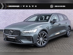 Volvo V60 - 2.0 T6 Plug-in hybrid AWD Plus Dark | Stoel-/Stuurverwarming | 360 Camera | Trekhaak | Key