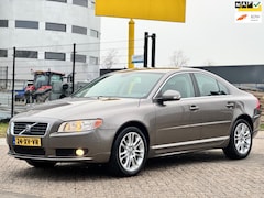 Volvo S80 - 2.5 T Momentum|YOUNGTIMER|AUT|LPG|PSENSOR|LEDER|TOPSTAAT