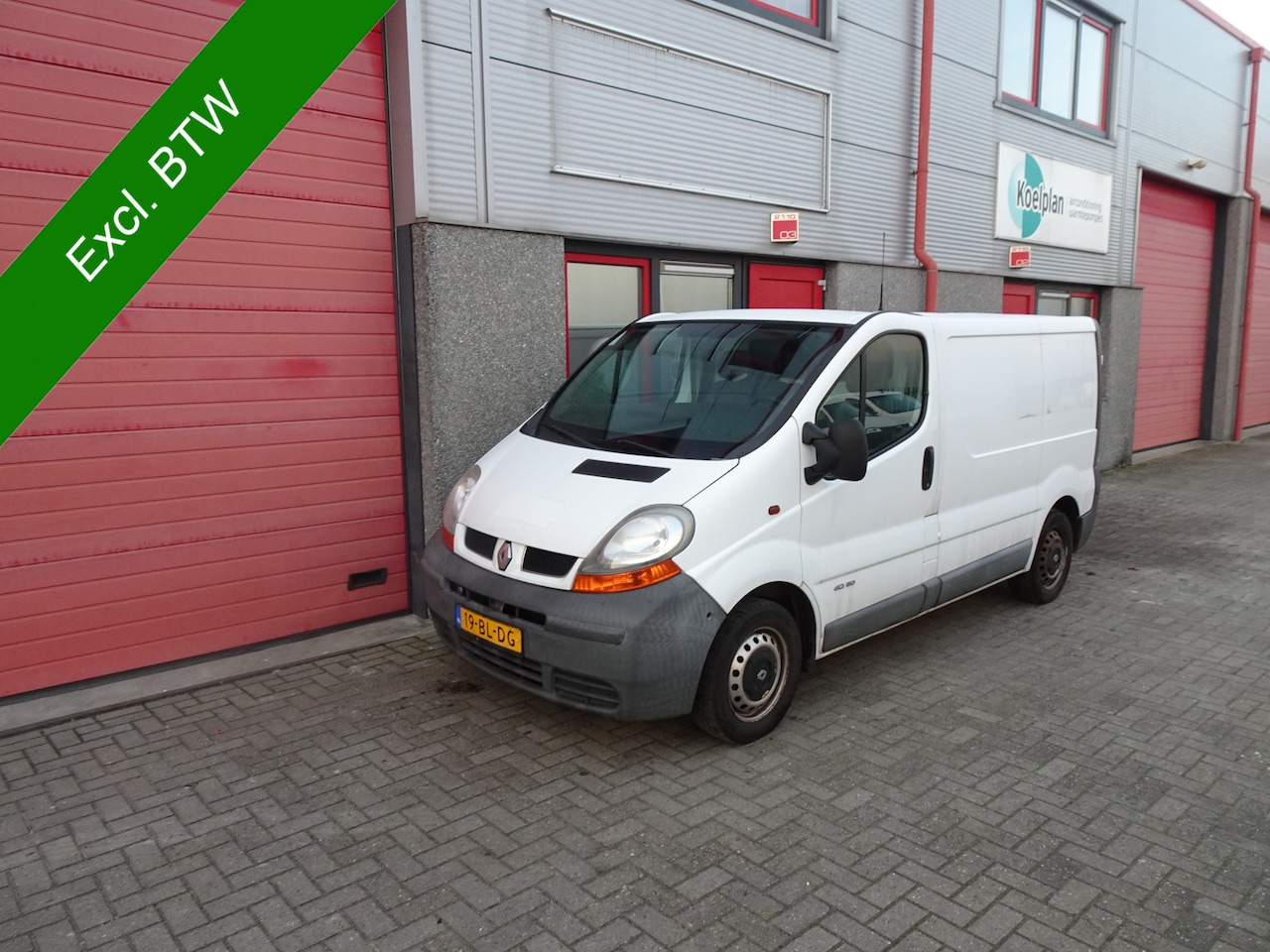 Renault Trafic - 1.9 dCi L1H1 3 zitter apk 1-2027 !!!!!!!!!!!!!!! - AutoWereld.nl