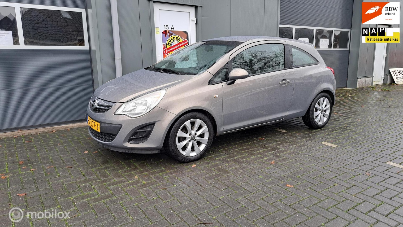 Opel Corsa - 1.2 EcoFlex Cosmo - AutoWereld.nl