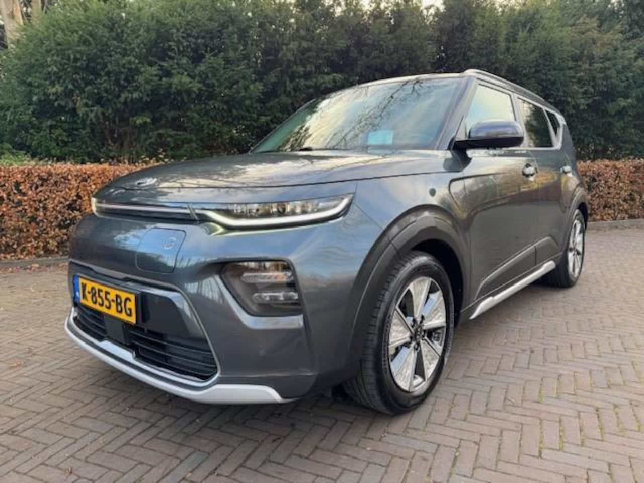Kia e-Soul - EXECUTIVELINE 64KWH 3 FASE/ACARPLAY/LEER/CAM/LED - AutoWereld.nl