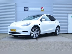 Tesla Model Y - Long Range AWD 75 kWh AutoPilot, Warmtepomp, Winterpakket