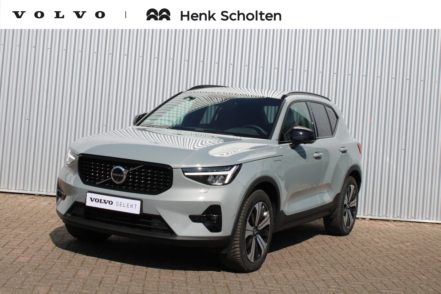 Volvo XC40 - T5 Automaat Plug-in hybrid Plus Dark, - AutoWereld.nl