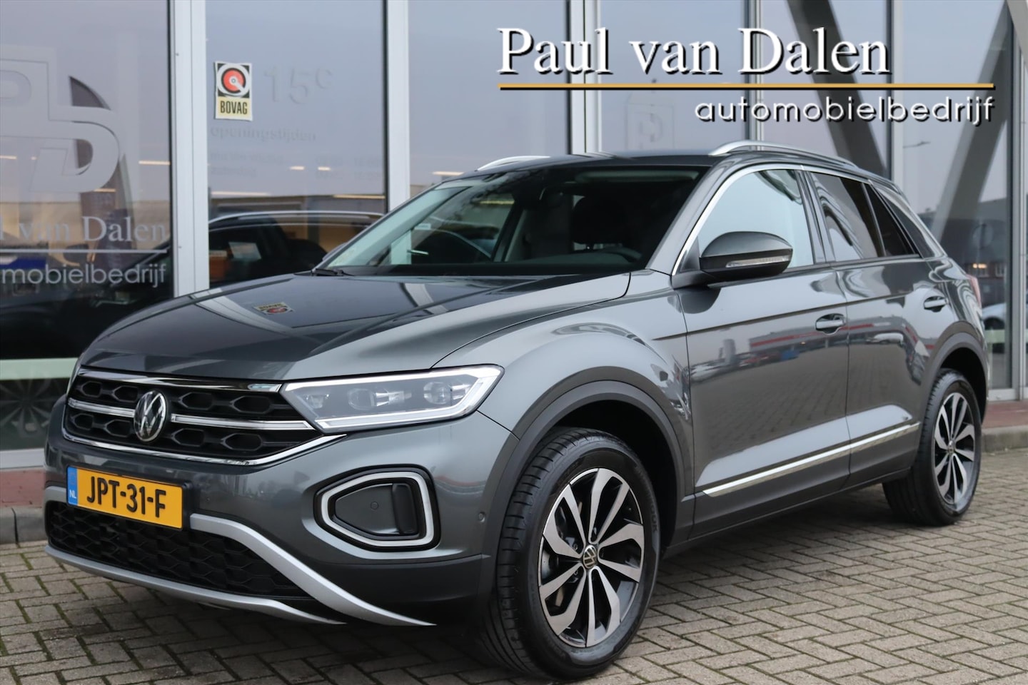Volkswagen T-Roc - 1.5TSI 150PK AUTOMAAT STYLE PLUS Navi Carplay | Adapt.Cruise | Electr.Klep | Camera | Keyl - AutoWereld.nl