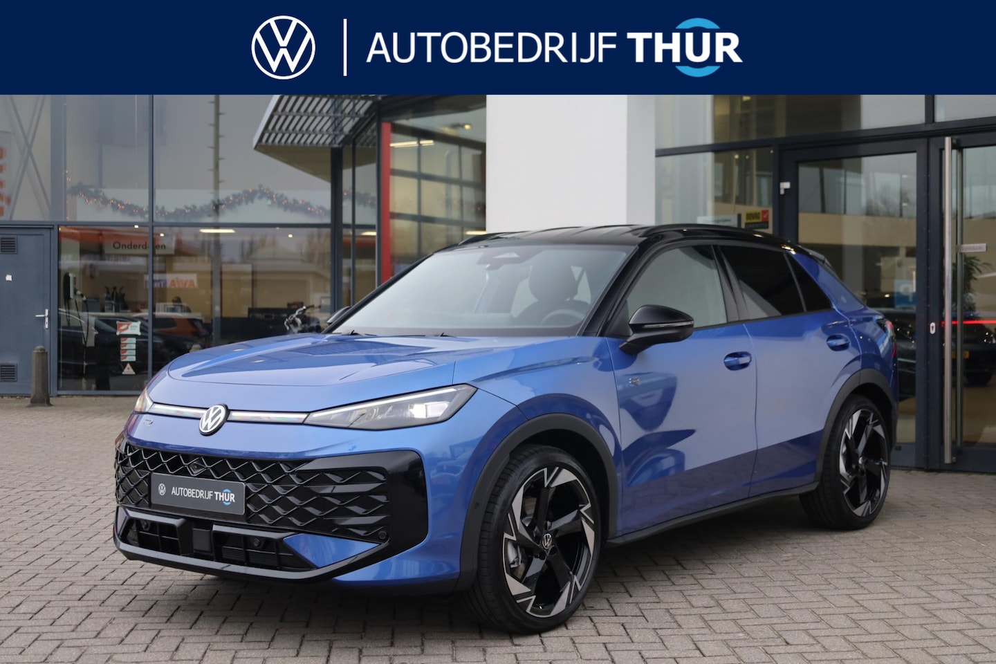Volkswagen T-Roc - 1.5 eTsi R-Line First Edition 150PK / 110kW LED Matrix IQ.Light, rondomzicht camera, 3-zon - AutoWereld.nl