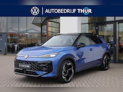 Volkswagen T-Roc - 1.5 eTsi R-Line First Edition 150PK / 110kW DSG, DE NIEUWE T-ROC, LED Matrix IQ.Light, ron