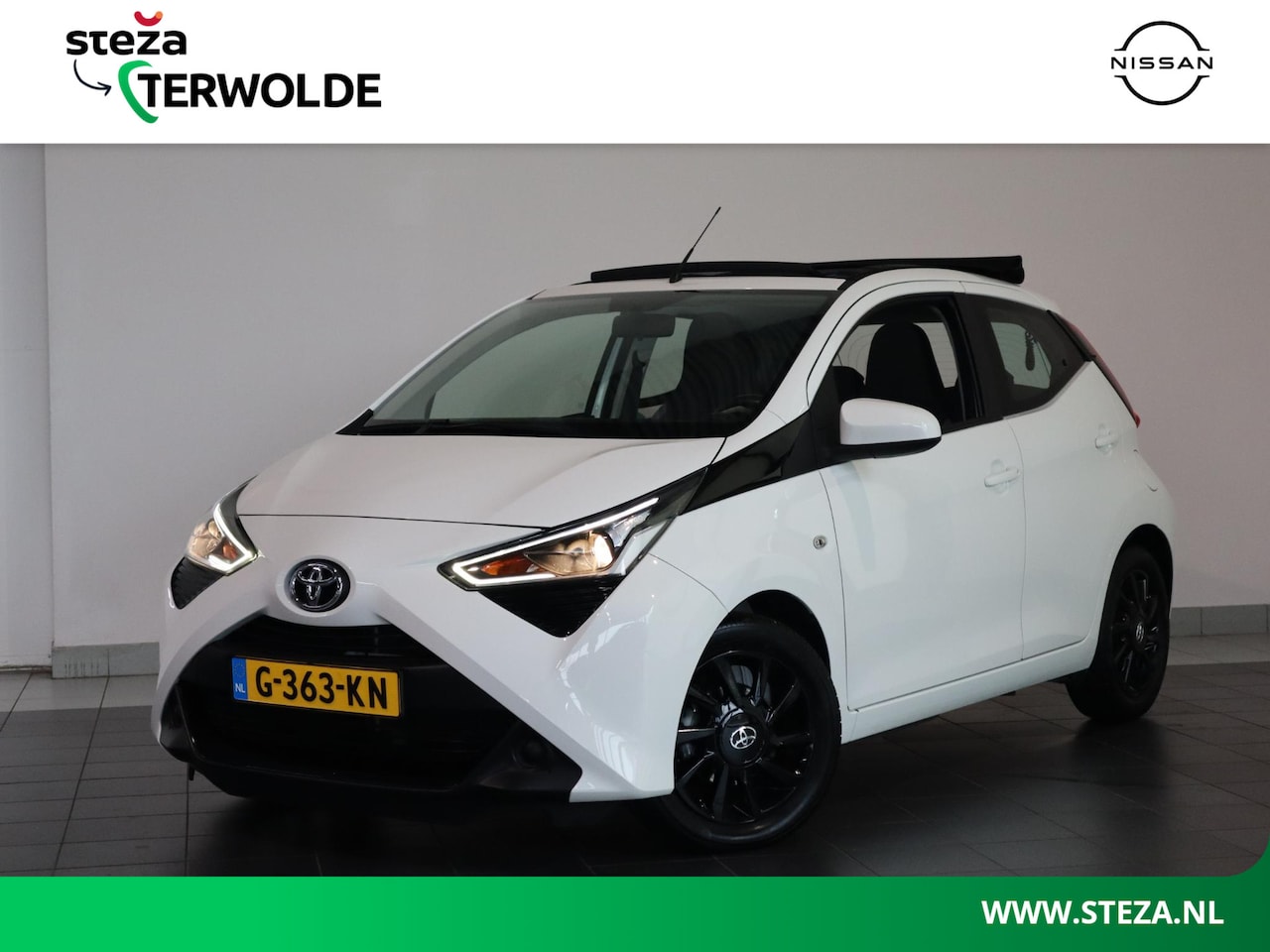 Toyota Aygo - 1.0 VVT-i x-play limited | Vouwdak | Parkeercamera | Lichtmetalen velgen | - AutoWereld.nl