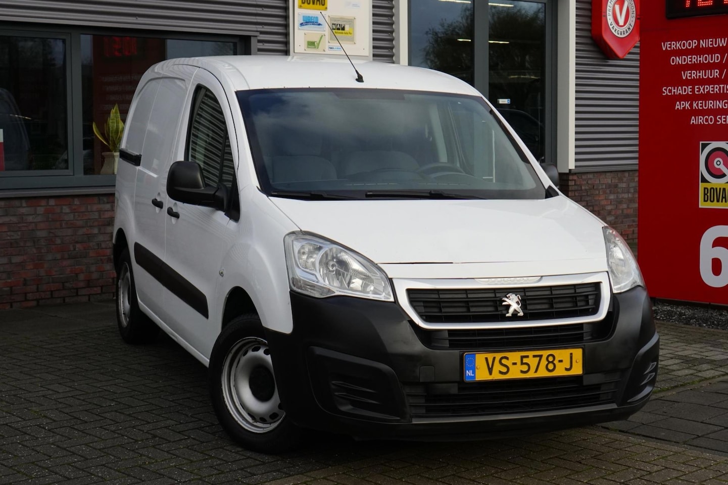 Peugeot Partner - 120 1.6 HDi 75 L1 XR 120 1.6 HDi 75 L1 XR - AutoWereld.nl