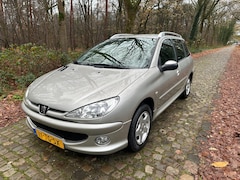 Peugeot 206 SW - 1.4 Air-line 3 airco apk 09-2026