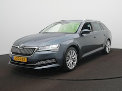 Skoda Superb Combi - 1.4 TSI iV Business Edition Navigatie - Clima - Dodehoek detectie - Voorstoelen en achterb