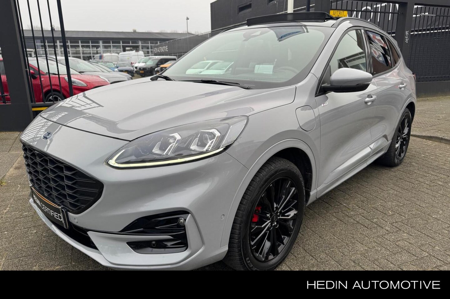 Ford Kuga - 2.5 PHEV Graphite Edition | Panoramadak | Trekhaak | Grey Matter | Bang & Olufsen - AutoWereld.nl