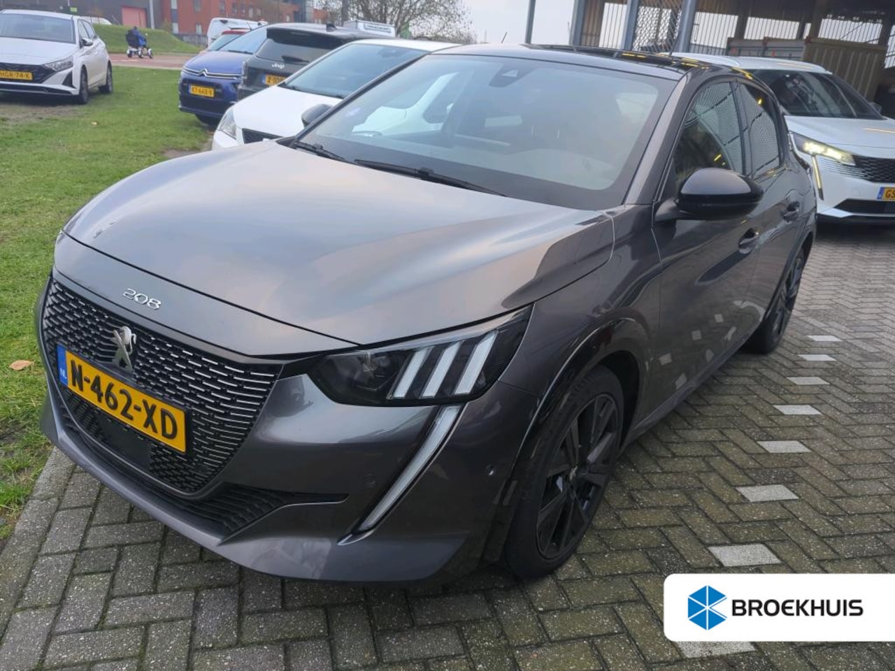 Peugeot 208 - 1.2 PureTech GT Pack | Navigatie | Camera | Panoramadak | Stoelverwarming | Alcantara | Fu - AutoWereld.nl