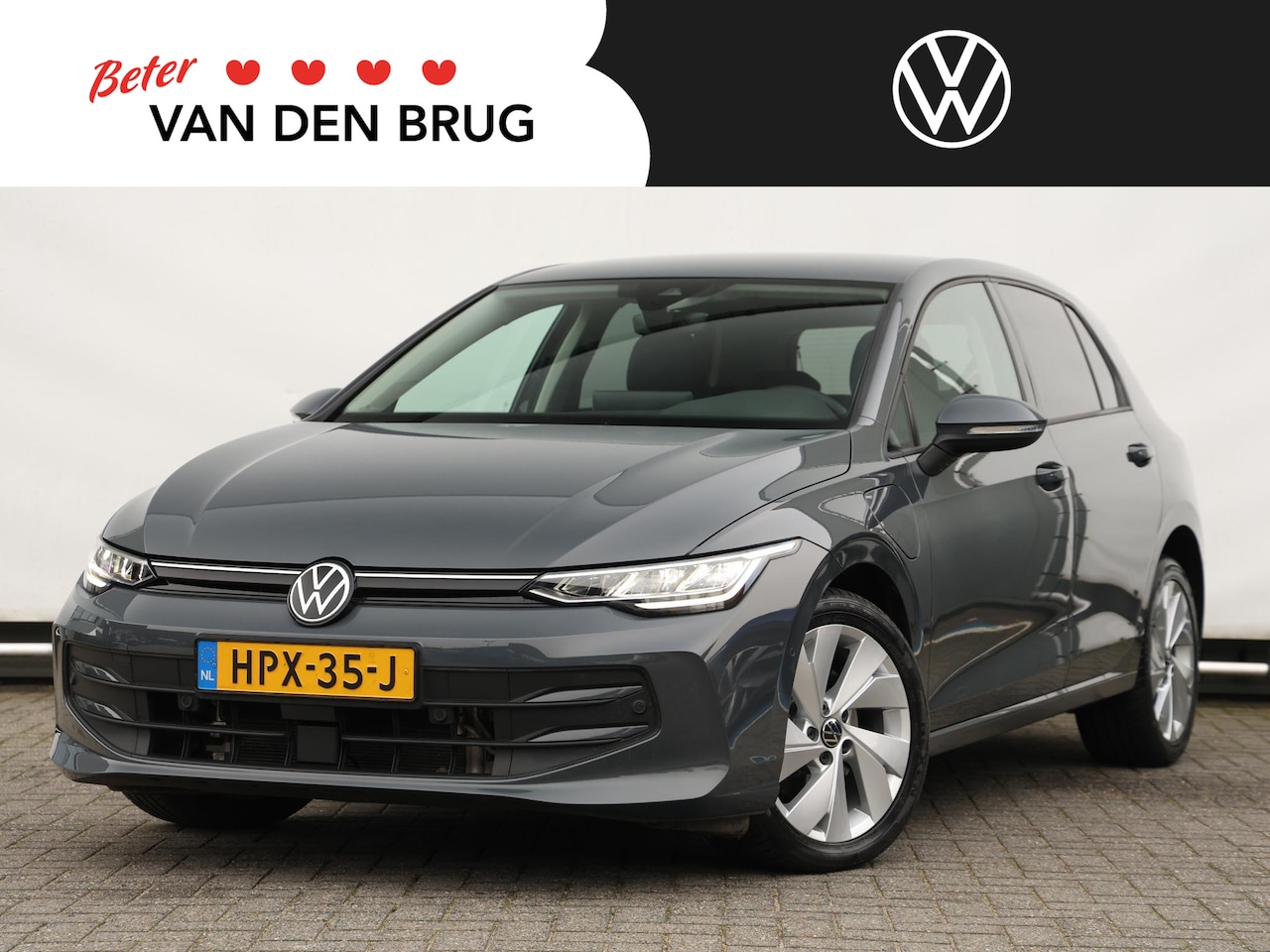 Volkswagen Golf - 1.5 eHybrid Life Edition 204PK DSG | Led | camera | Stoelverwarming | Keyless | Trekhaak - AutoWereld.nl