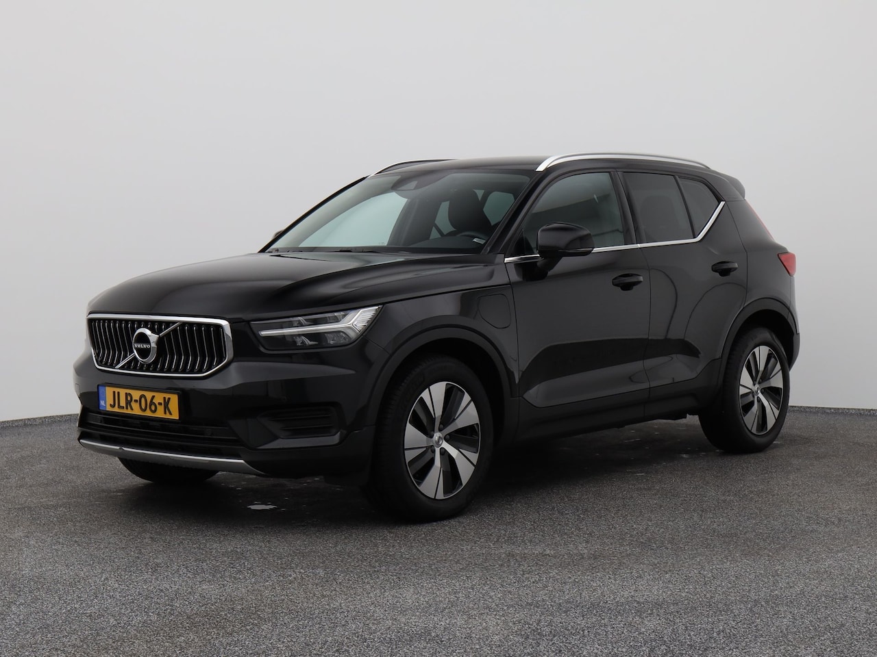 Volvo XC40 - 1.5 T4 Recharge Inscription Expression | CAMERA | KEYLESS - AutoWereld.nl
