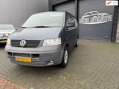 Volkswagen Transporter - 2.5 TDI 300 automaat schakelt niet goed