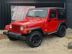 Jeep Wrangler - -THE RED RUGGED RIDGE EDITION