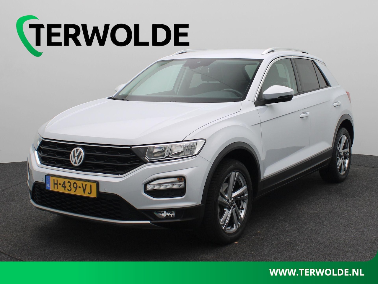 Volkswagen T-Roc - 1.0 TSI Style Business | Trekhaak | Navigatie | Climate Control | - AutoWereld.nl