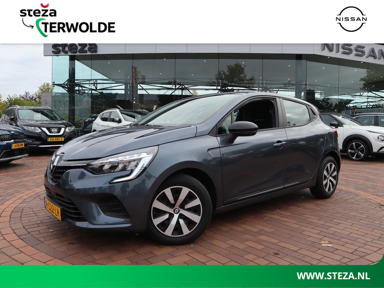 Renault Clio - TCe 90 GPF Equilibre | Navigatie | Parkeersensoren | - AutoWereld.nl